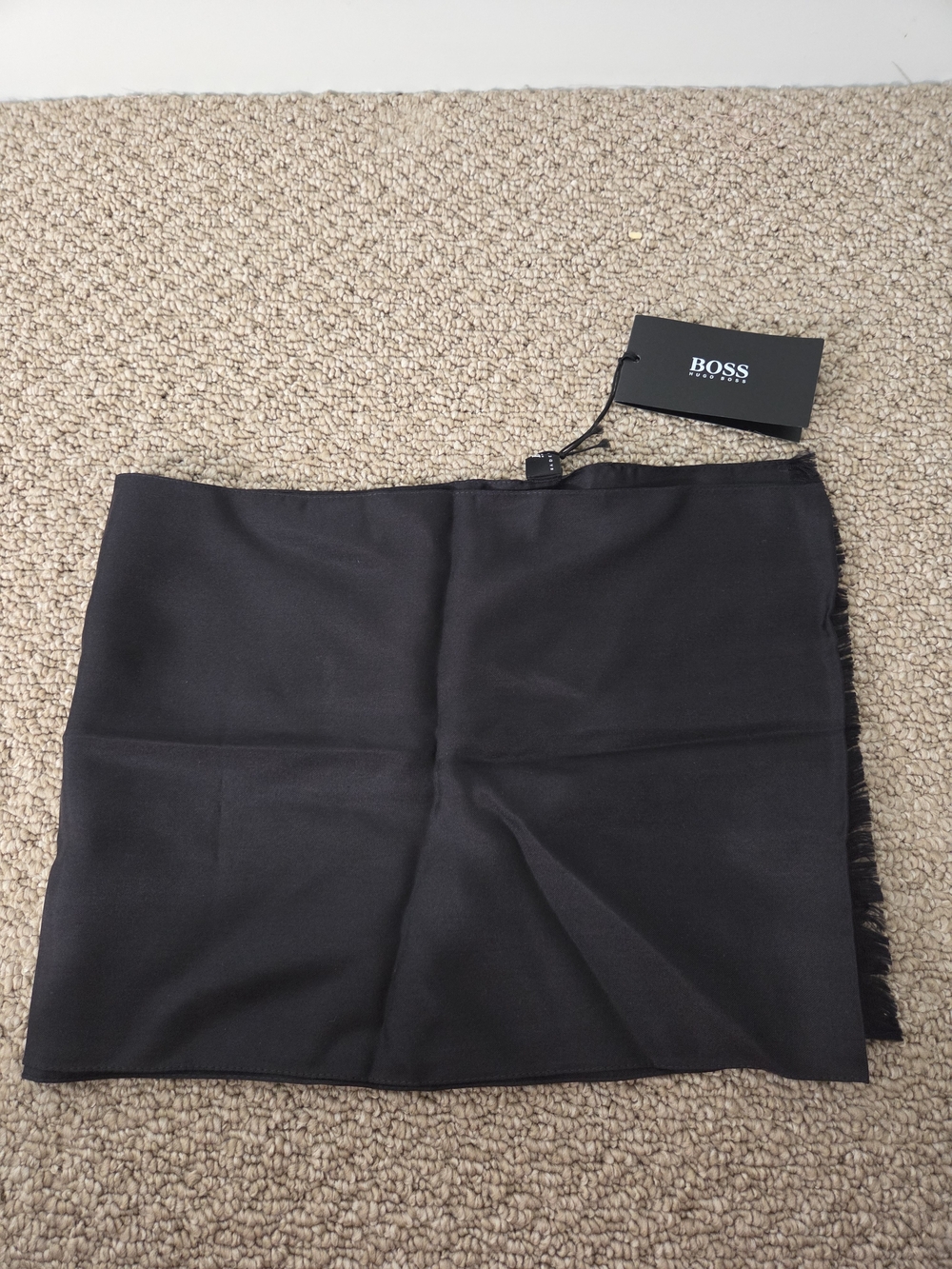 HUGO BOSS Mens Scarf 100% Silk